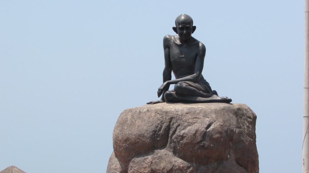 Gandhi-statue-at-malpe